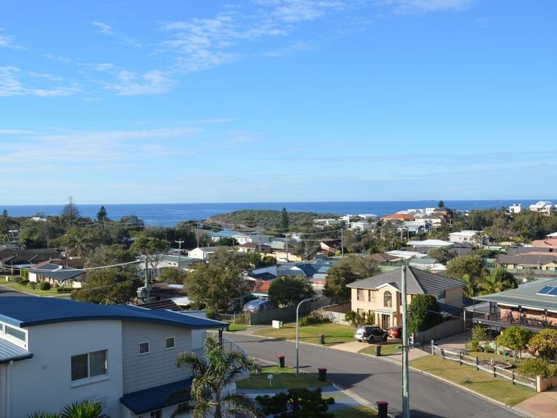 10 Kingsley Drive, Boat Harbour NSW 2316