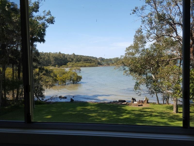 15 Kent Gardens, Soldiers Point NSW 2317