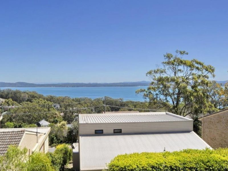 2/37 Wallawa Road, Nelson Bay NSW 2315