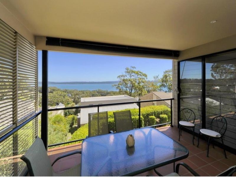 2/37 Wallawa Road, Nelson Bay NSW 2315