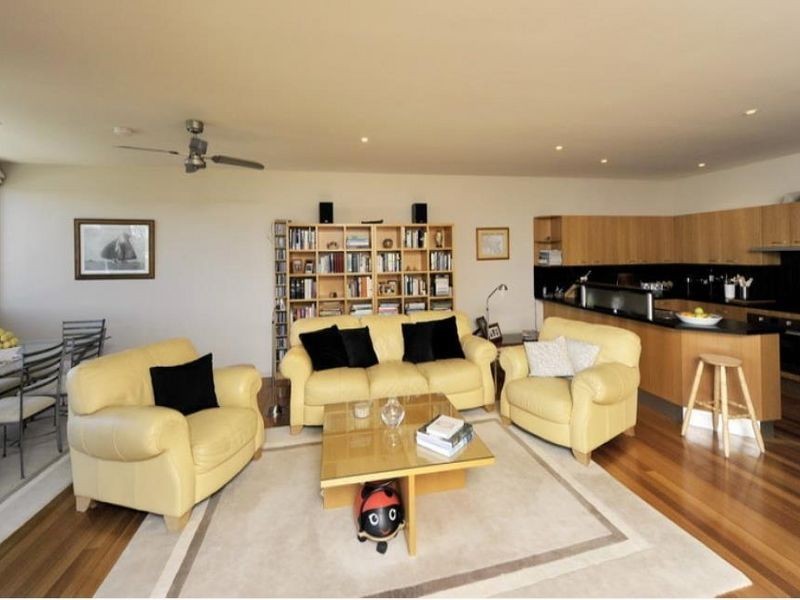 2/37 Wallawa Road, Nelson Bay NSW 2315