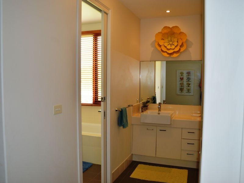 42 Reflections Drive, One Mile NSW 2316