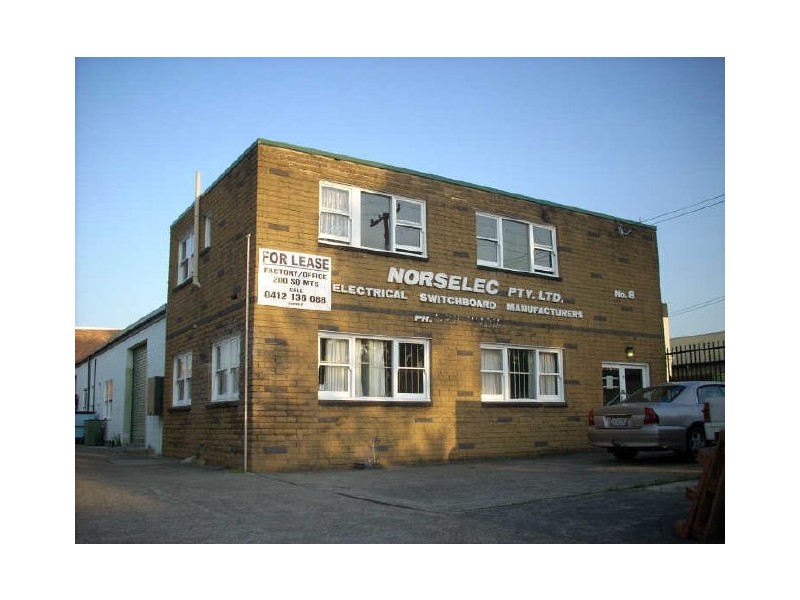 8 Woodfield Boulevarde, Caringbah NSW 2229