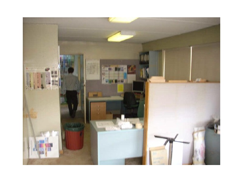 34 Flora Street, Kirrawee NSW 2232