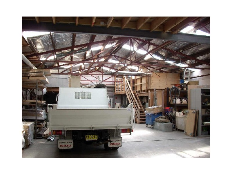 7-11 Monro Avenue, Kirrawee NSW 2232