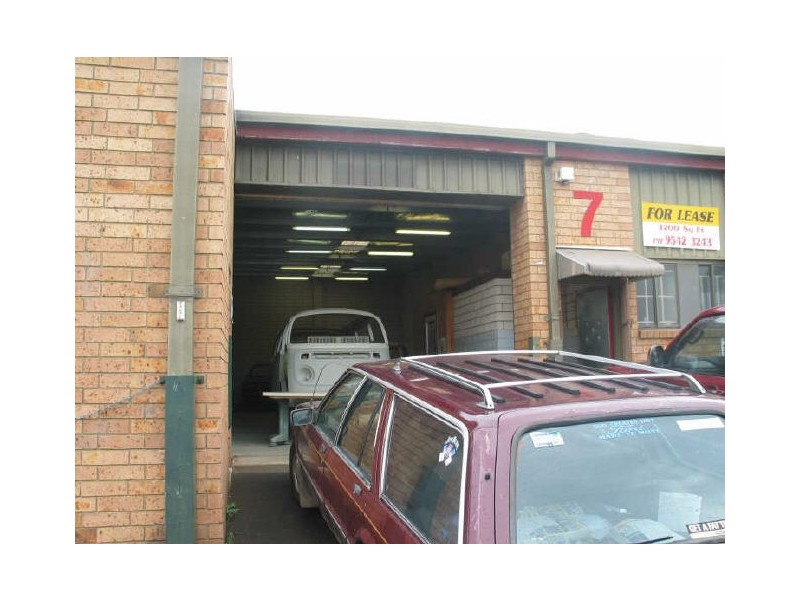 7/3-11 Flora Street, Kirrawee NSW 2232