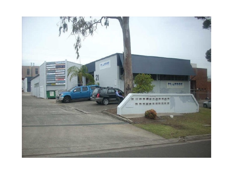 16a/2-4 Ethell Road, Kirrawee NSW 2232