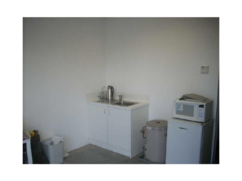 2a/205 Port Hacking Road, Miranda NSW 2228