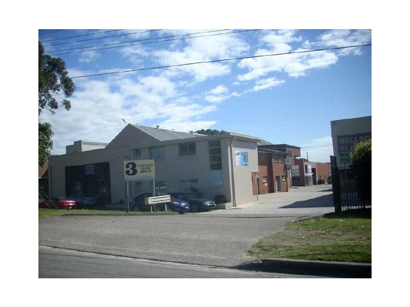 3/3 Captain Cook Drive, Caringbah NSW 2229