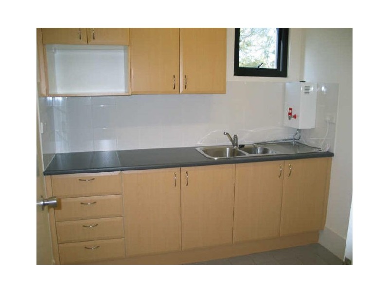 4/20 Northumberland Road, Caringbah NSW 2229