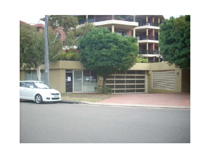 1/17-21 Gray Street, Sutherland NSW 2232