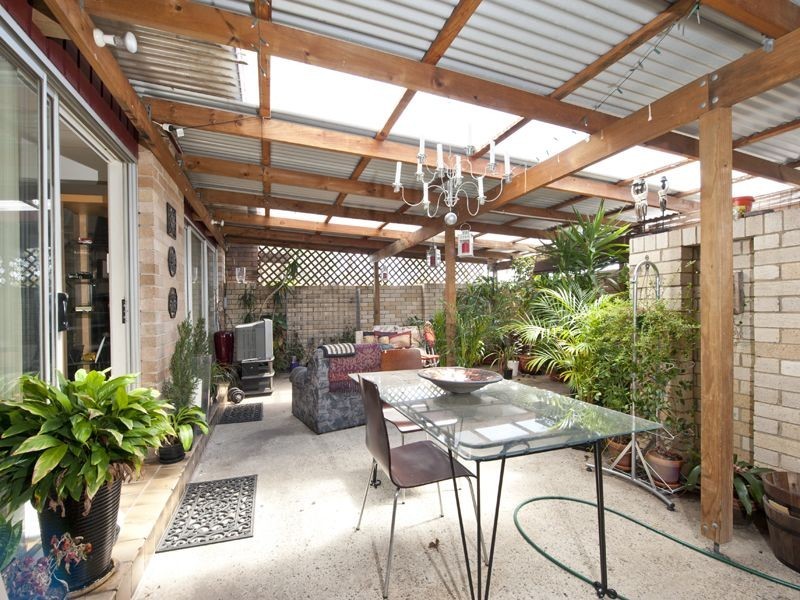 7 Oliver Street, Heathcote NSW 2233