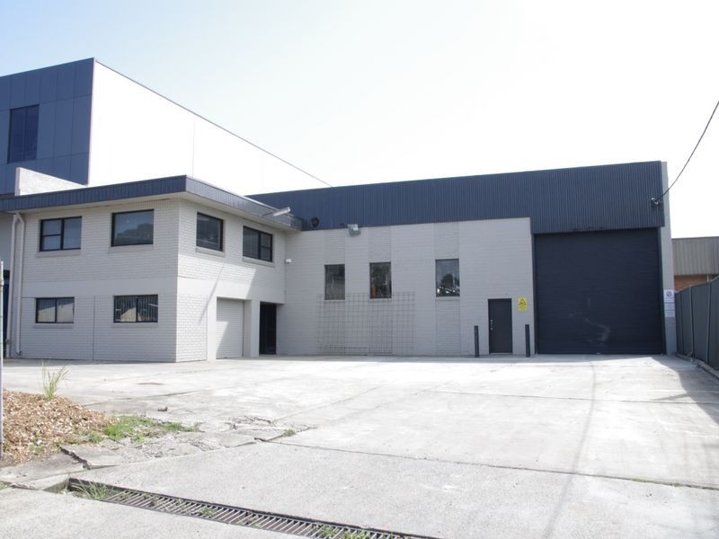 26 Burns Road, Heathcote NSW 2233