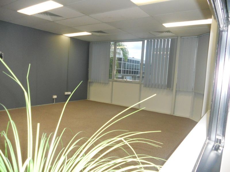 5/10 Yalgar Road, Kirrawee NSW 2232