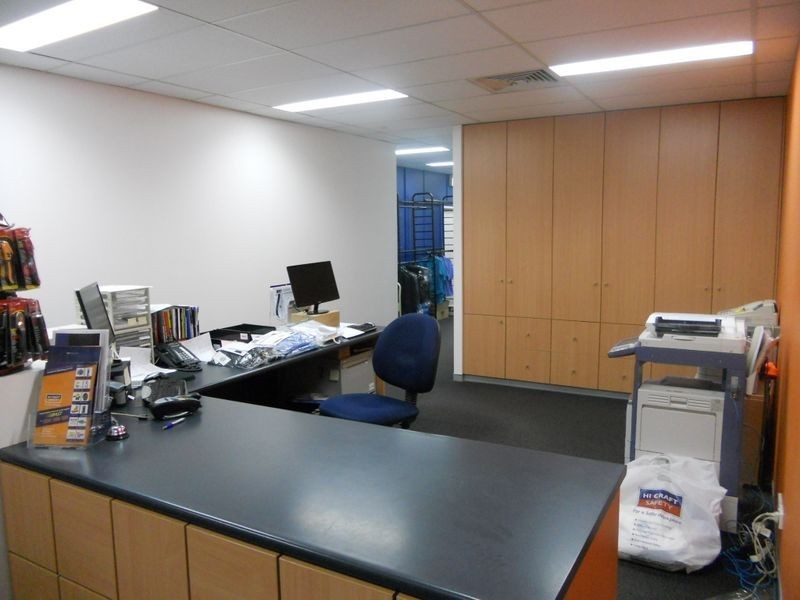 27 Mangrove Lane, Taren Point NSW 2229