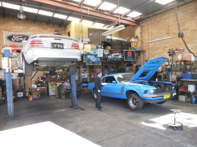 16 Flora Street, Kirrawee NSW 2232