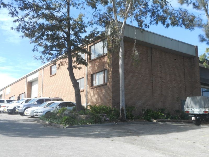 1/64 Oak Road, Kirrawee NSW 2232