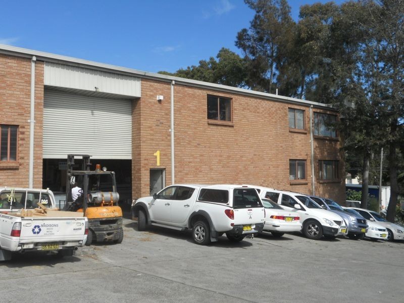 1/64 Oak Road, Kirrawee NSW 2232