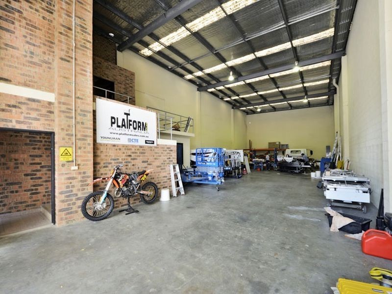 1/206 Box Road, Miranda NSW 2228