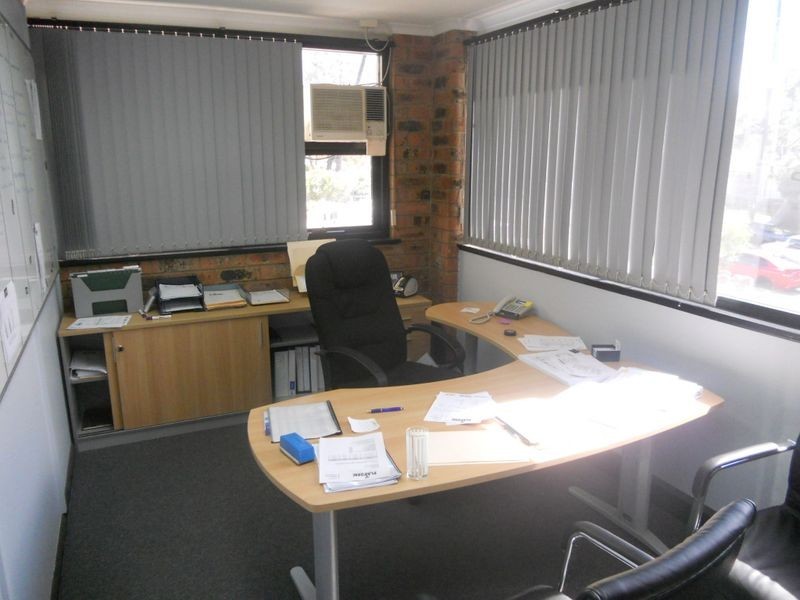 1/206 Box Road, Miranda NSW 2228