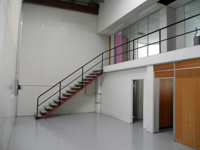 11/10 Yalgar Road, Kirrawee NSW 2232