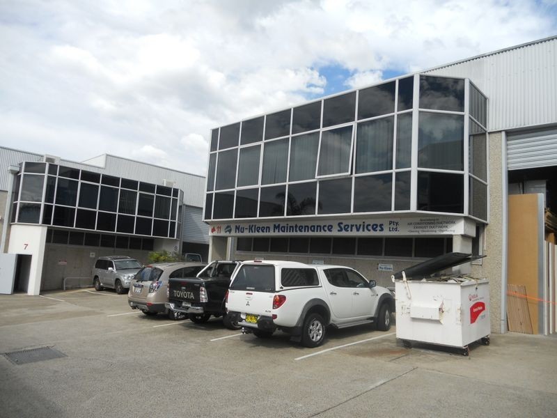 11/10 Yalgar Road, Kirrawee NSW 2232