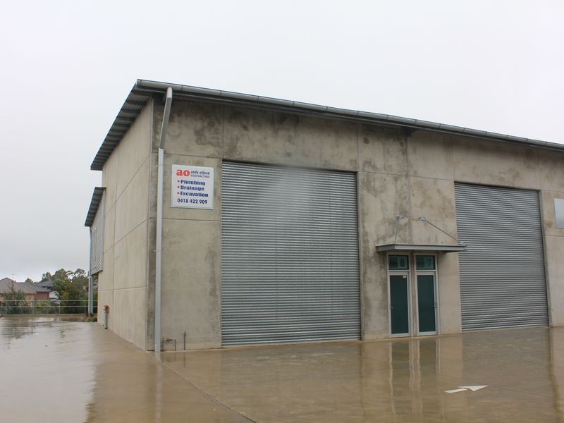 8/17 Cemetery Road, Helensburgh NSW 2508