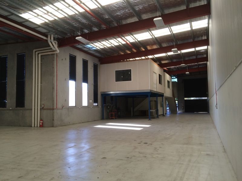 2/21-23 Marshall Road, Kirrawee NSW 2232