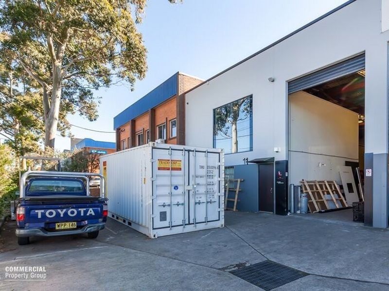 7-11 Monro Avenue, Kirrawee NSW 2232