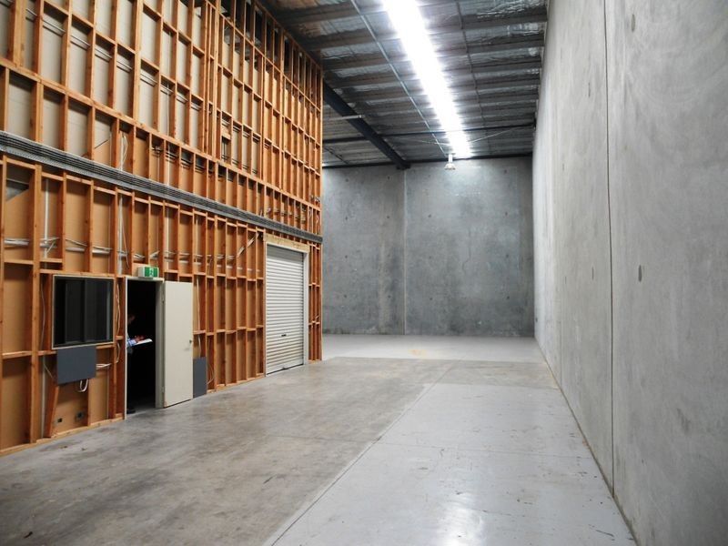 Industrial unit 19/5 Clerke Place, Kurnell NSW 2231