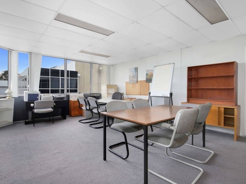 21/10 Yalgar Road, Kirrawee NSW 2232