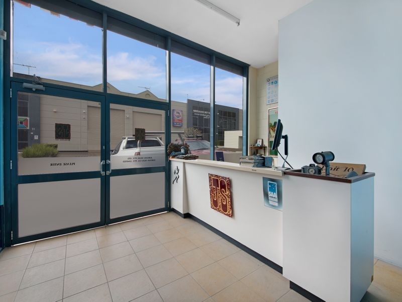 10/65 – 75 Captain Cook Drive, Caringbah NSW 2229