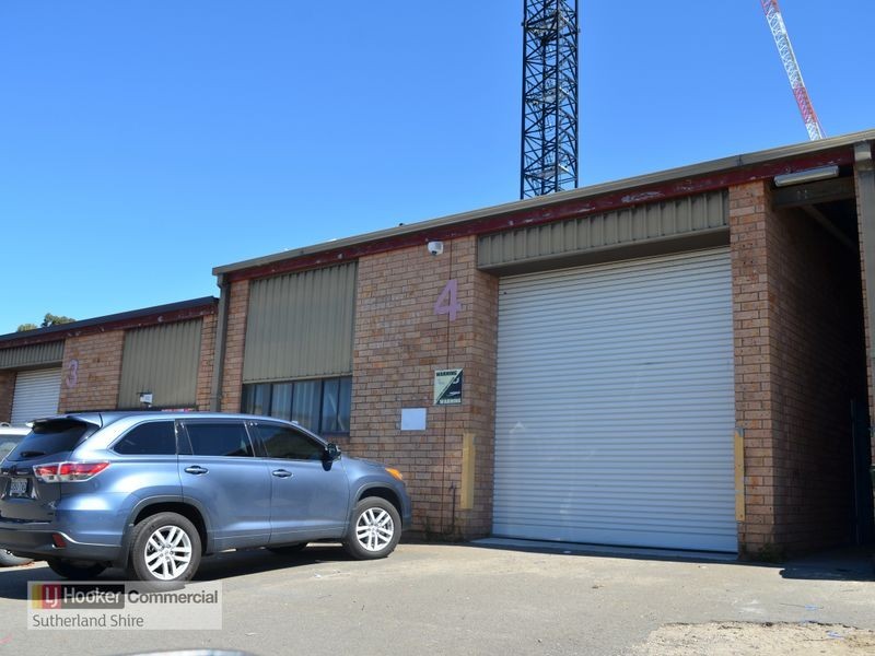 4/3-11 Flora Street, Kirrawee NSW 2232