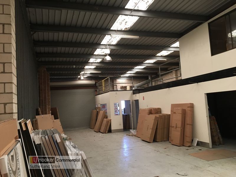 4/3-11 Flora Street, Kirrawee NSW 2232