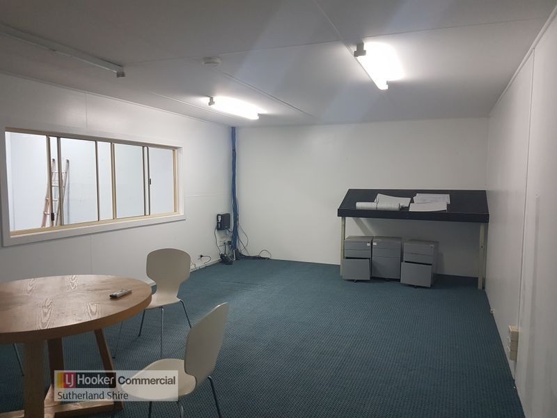 8/58 Box Road, Taren Point NSW 2229