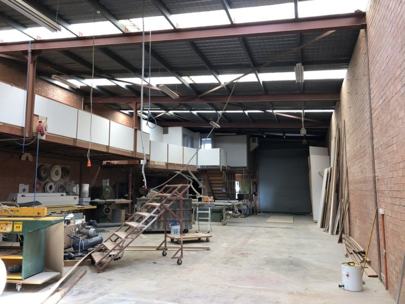 12 Monro Avenue, Kirrawee NSW 2232