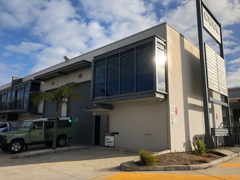 13/70-72 Captain Cook Drive, Caringbah NSW 2229