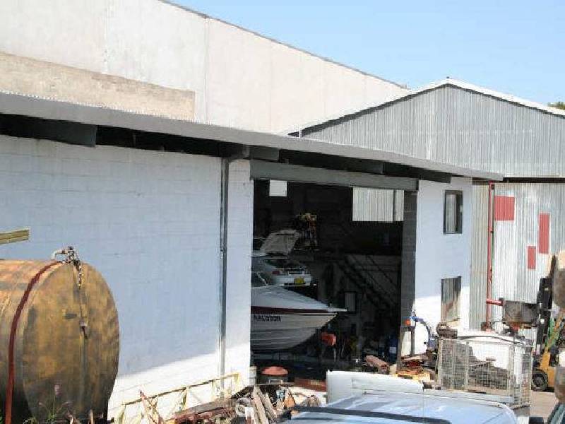 98 Bath Road, Kirrawee NSW 2232