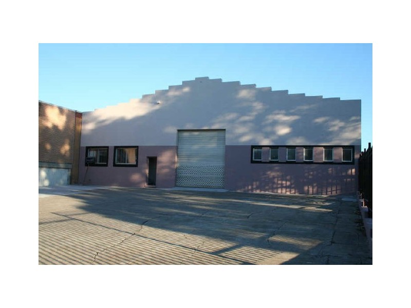 448 The Boulevarde, Kirrawee NSW 2232