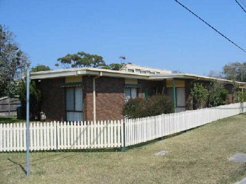 2 Maxwell Street, Blairgowrie VIC 3942