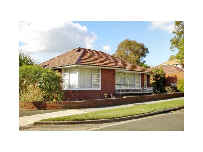 2 Atkins Avenue, Russell Lea NSW 2046