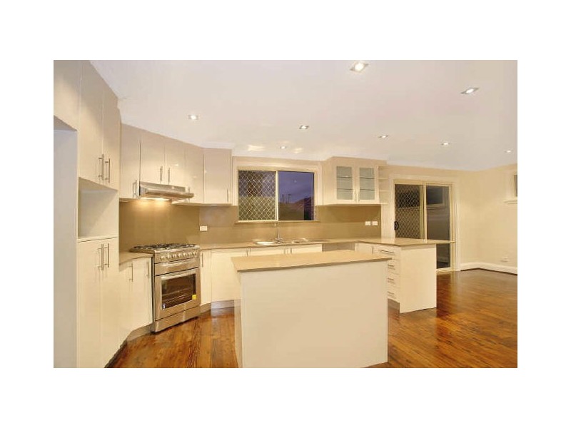 33 Duchess Avenue, Rodd Point NSW 2046