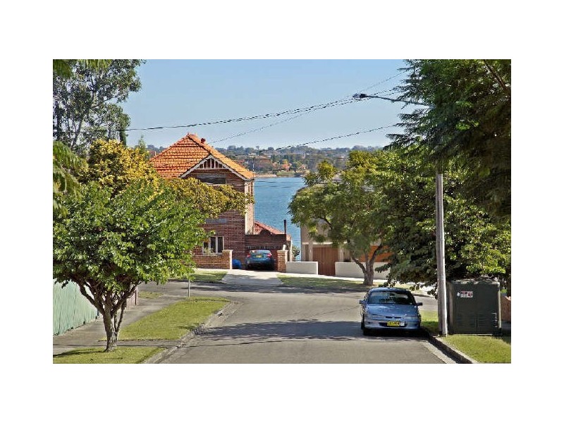 13 Henry Lawson Avenue, Abbotsford NSW 2046