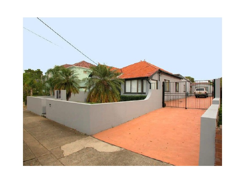 406 Lyons Road, Russell Lea NSW 2046