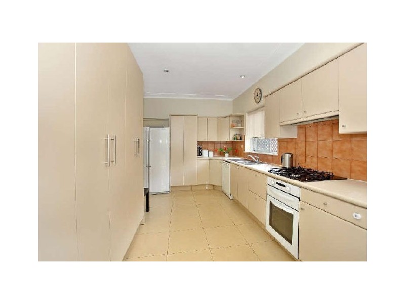 5 Robert Avenue, Russell Lea NSW 2046