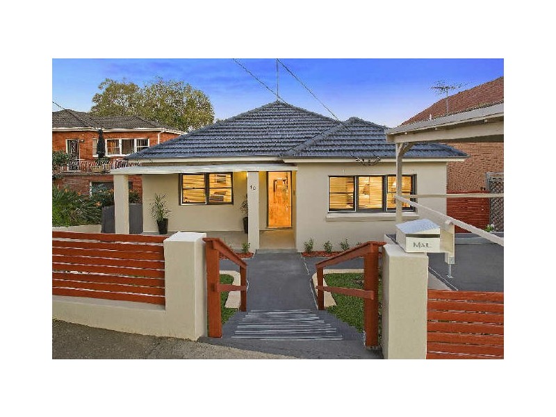 19 Burns Crescent, Chiswick NSW 2046