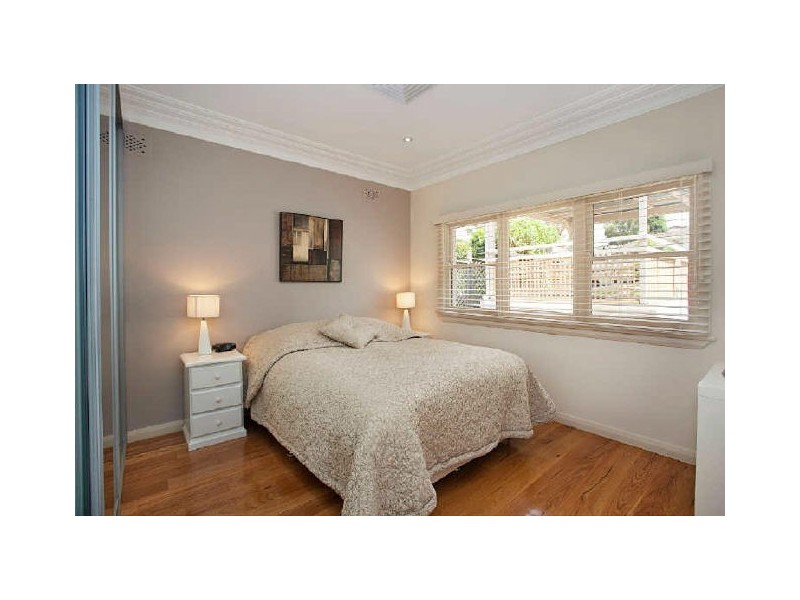 19 Burns Crescent, Chiswick NSW 2046