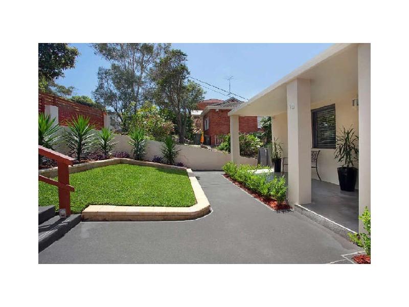 19 Burns Crescent, Chiswick NSW 2046