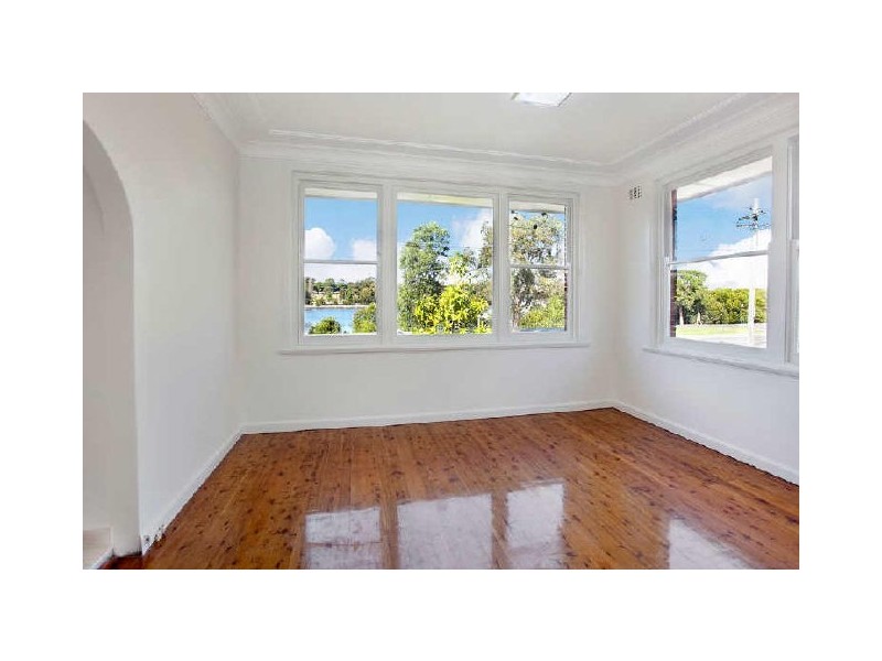 60 Henley Marine Drive, Rodd Point NSW 2046