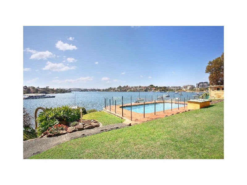 4/18 Walton Crescent, Abbotsford NSW 2046